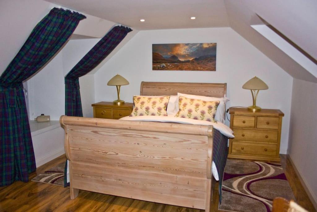 Tidal Cottage On The Shore Isle Of Skye Breakish Exterior photo